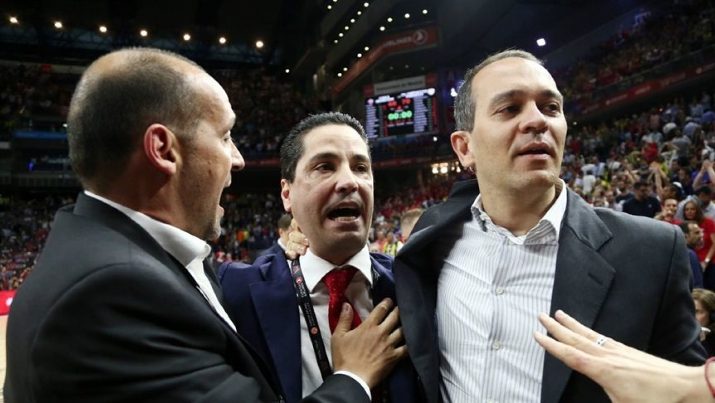 Αγγελόπουλοι:  «Μπορούμε να τρελαθούμε τελείως την Κυριακή»