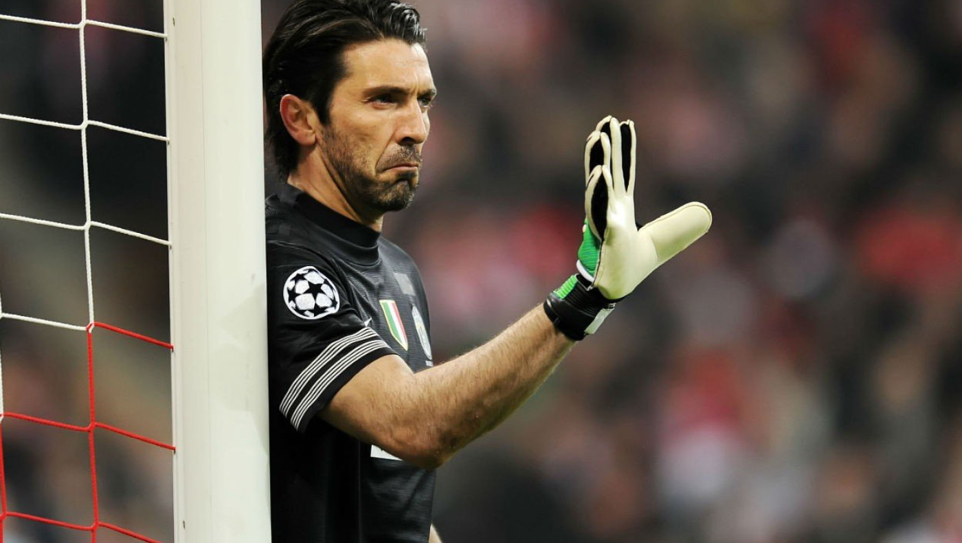 Μπουφόν: «Χρειάζονταν γυαλιά στη Γιουνάιτεντ»