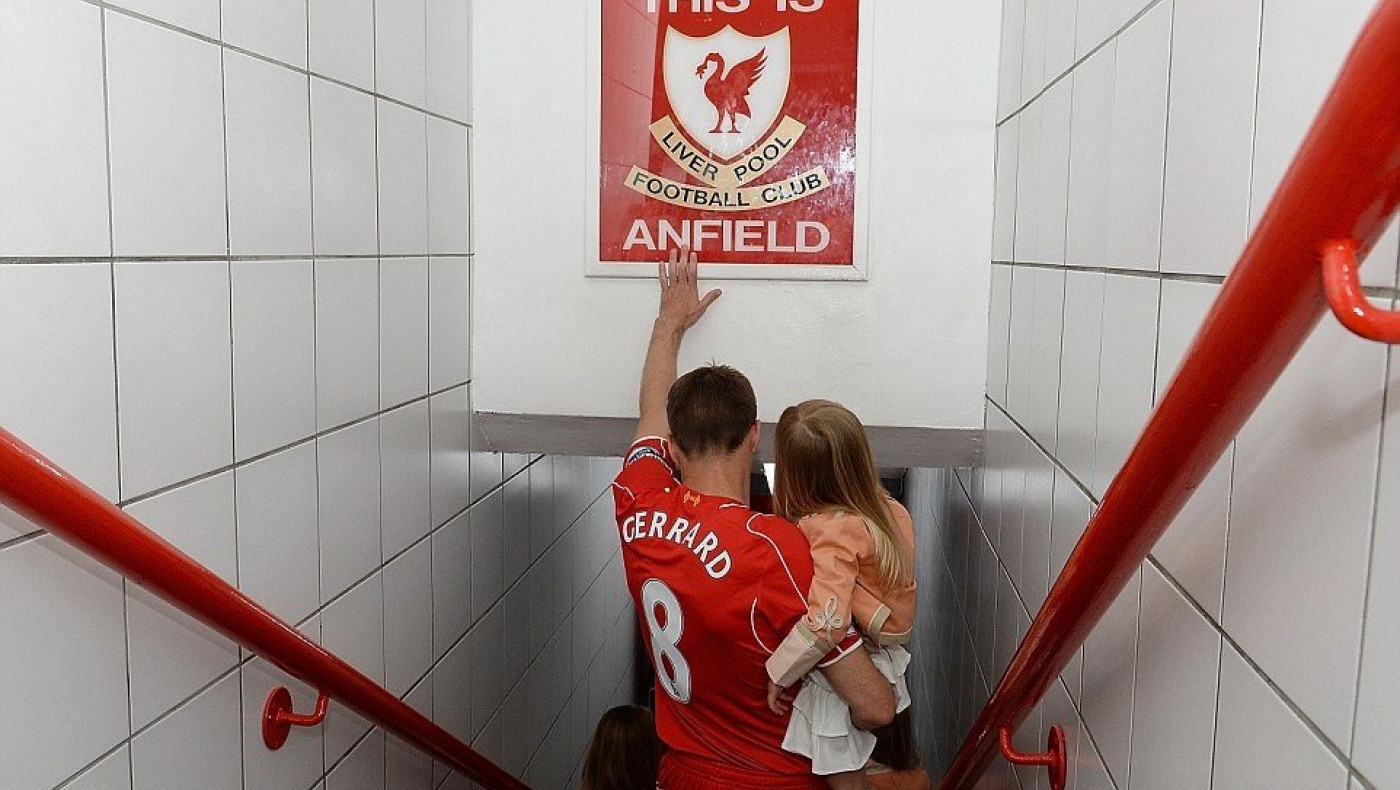 ΜΕΓΑΛΟΣ Τζέραρντ, «μικρή» Λίβερπουλ! (pics+videos)