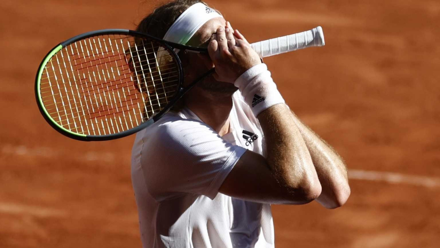 Έκλαψε ο Τσιτσιπάς μετά την πρόκριση στον τελικό του Roland Garros