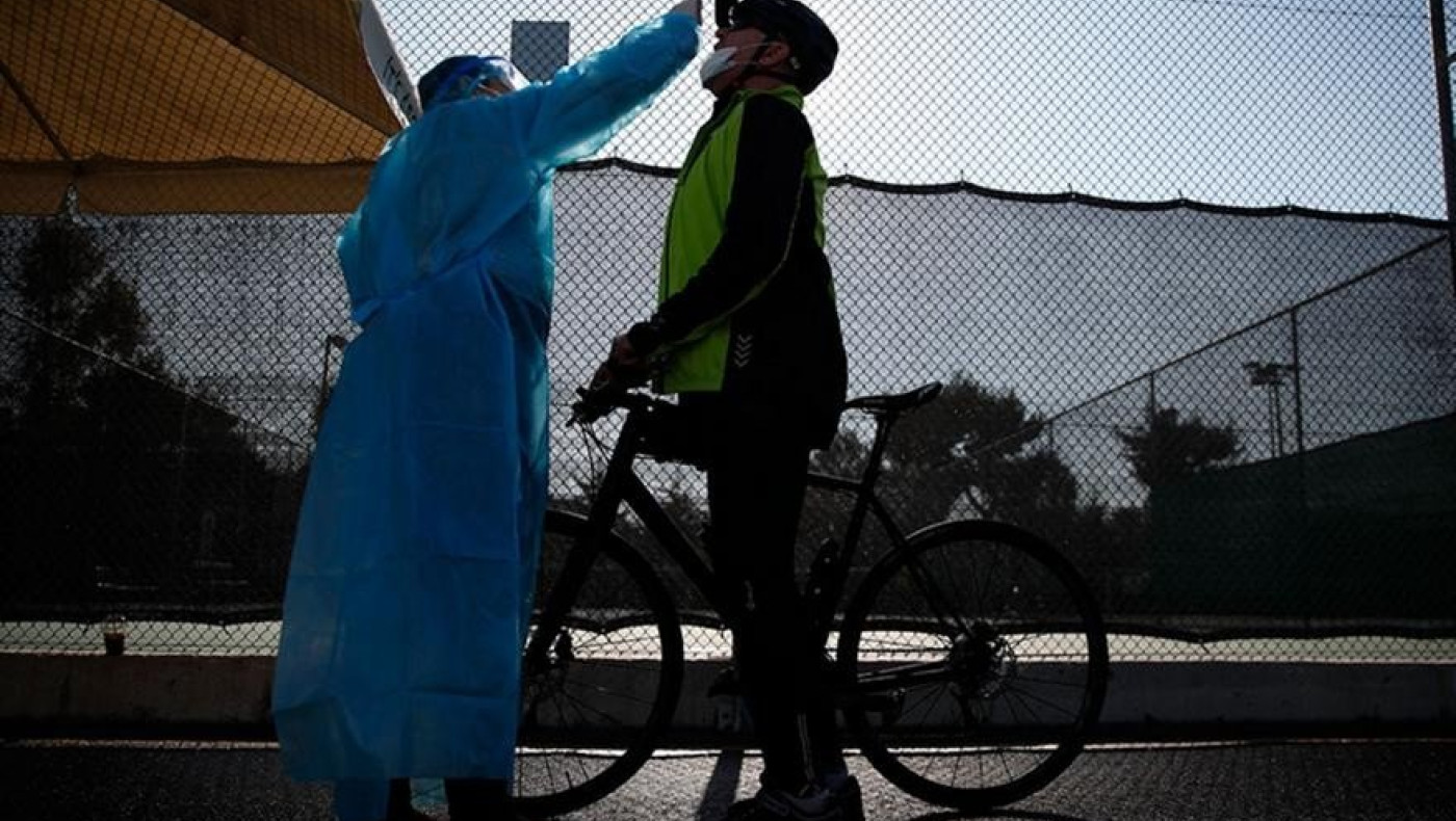 Βατόπουλος: Βγάζουμε σύντομα τις μάσκες σε εξωτερικούς χώρους