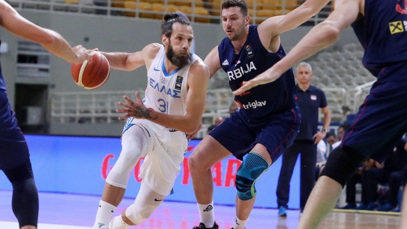 Ακρόπολις: Ηττα για την Ελλάδα από τους Σέρβους - Περήφανος ο Πιτίνο