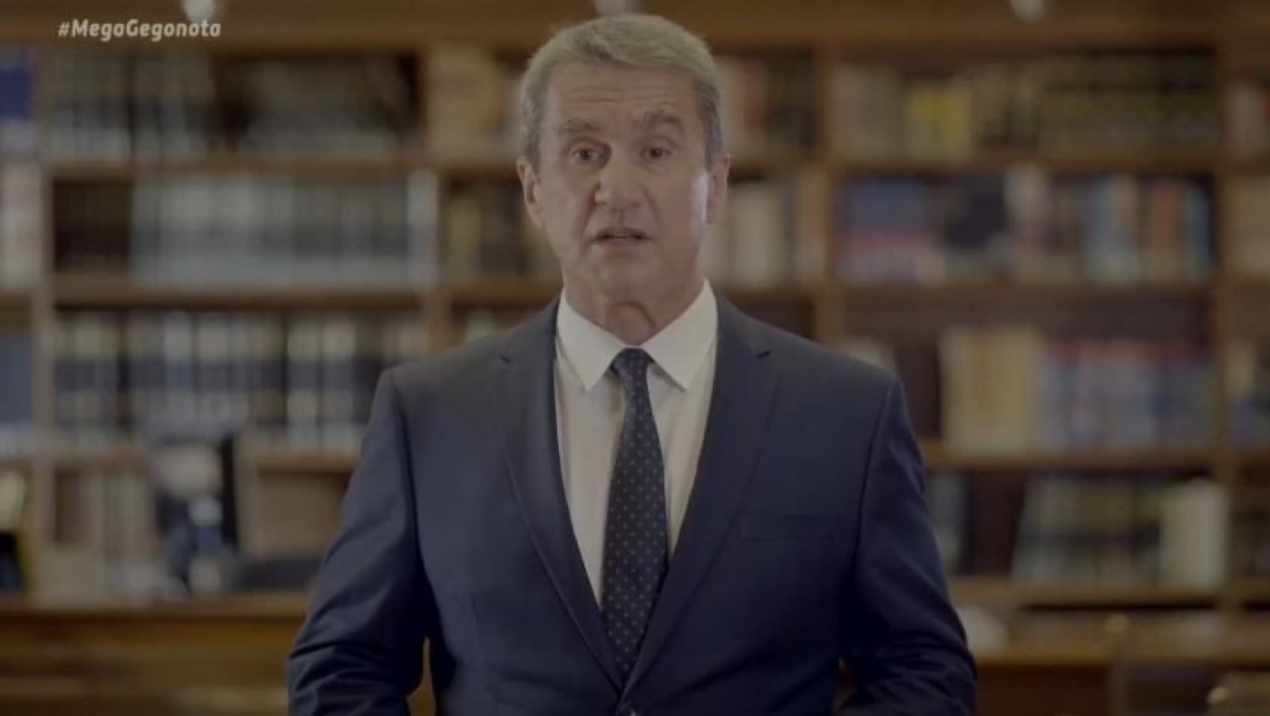 Ξαφνιάζει ο Λοβέρδος: « Ποιο ΚΙΝΑΛ; Επιστροφή στο ΠΑΣΟΚ με σύμβολο τον ήλιο!»