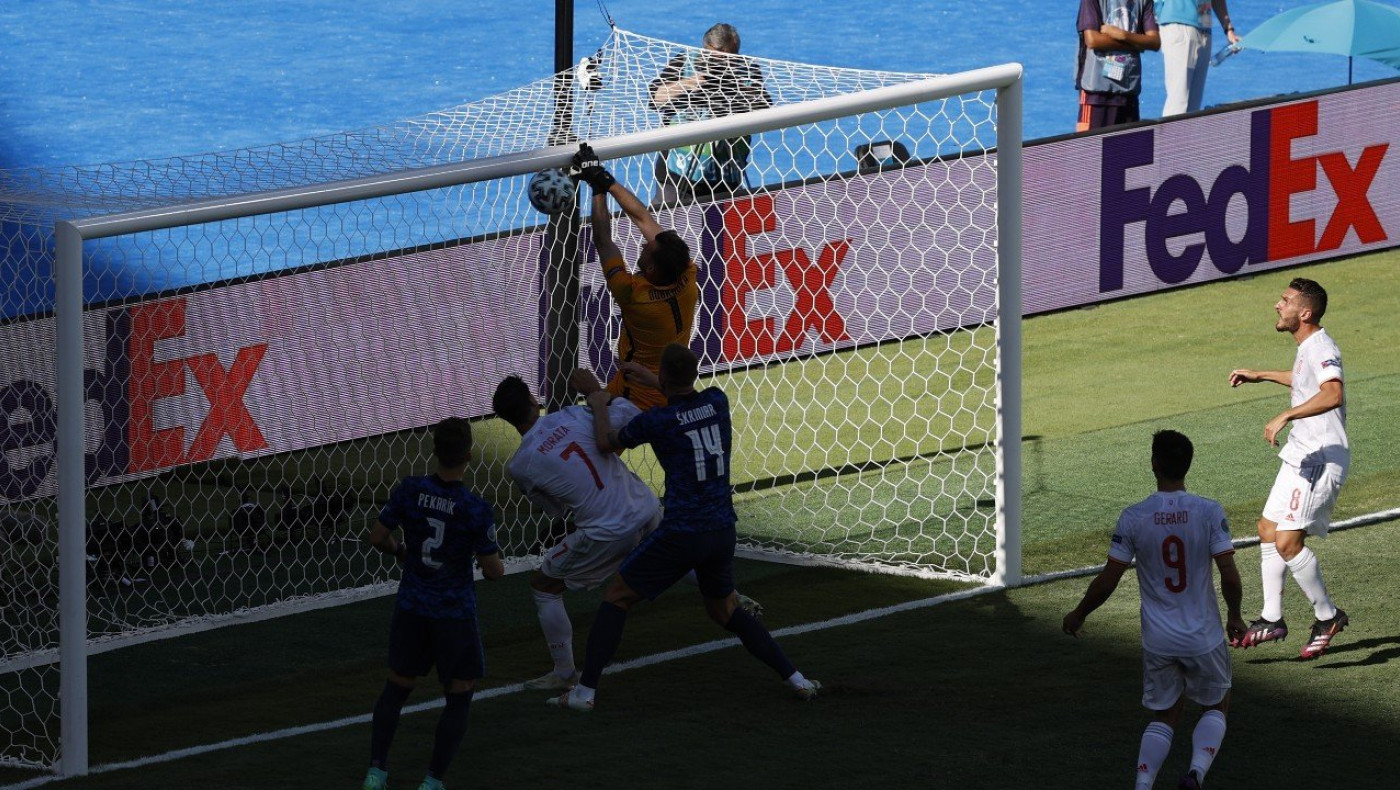 EURO 2020: Κατέρρευσε στο αυτογκόλ η Σλοβακία, ξέσπασε πάνω της 5-0 η Ισπανία