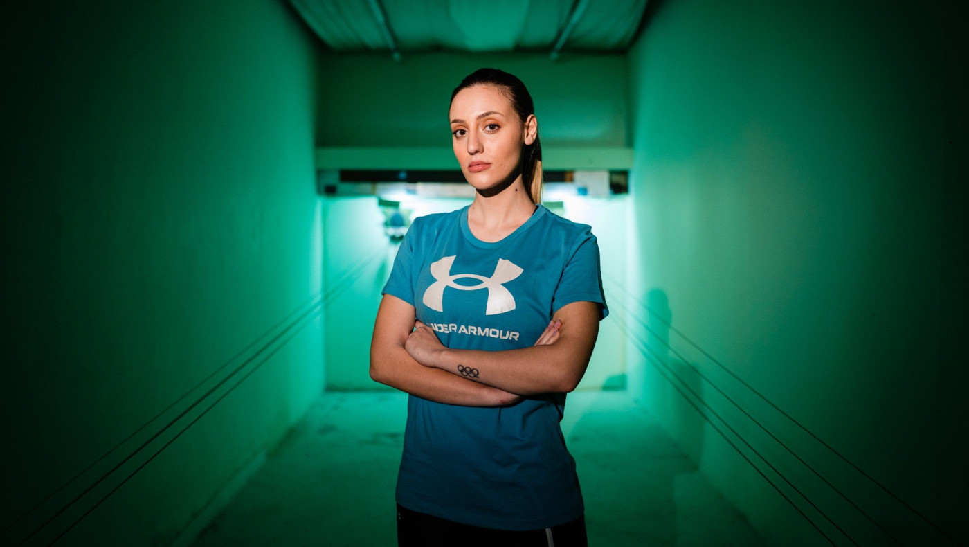 Η Άννα Κορακάκη στην οικογένεια της UNDER ARMOUR