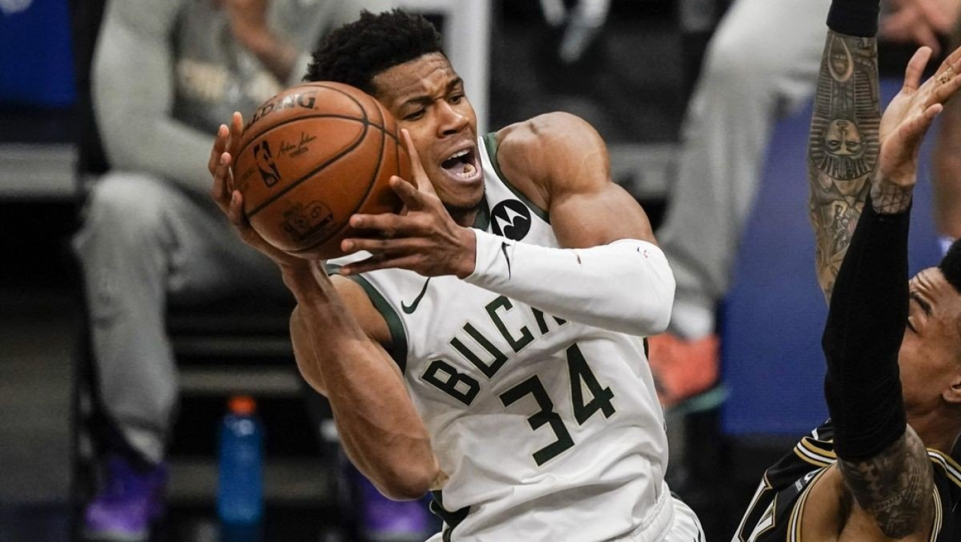 Slam: O Γιάννης Αντεντοκούνμπο στους 75 κορυφαίους όλων των εποχών!