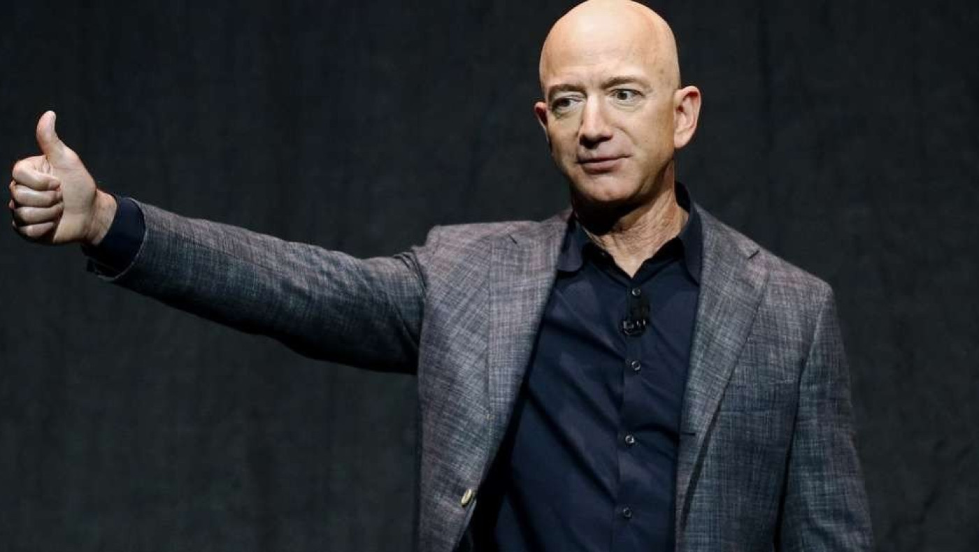 Τζεφ Μπέζος: Στάση Σίφνος πριν το ταξίδι στο διάστημα!