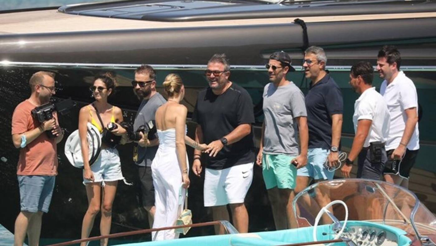 Η υπόκλιση του Αντώνη Ρέμου στη Βίκυ Καγιά