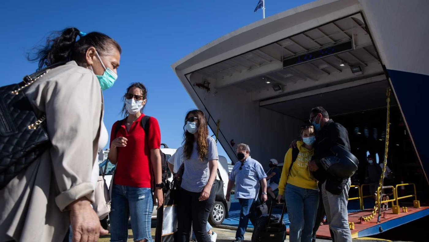 Χαρδαλιάς: Τι είπε για μετακινήσεις σε νησιά και μάσκες