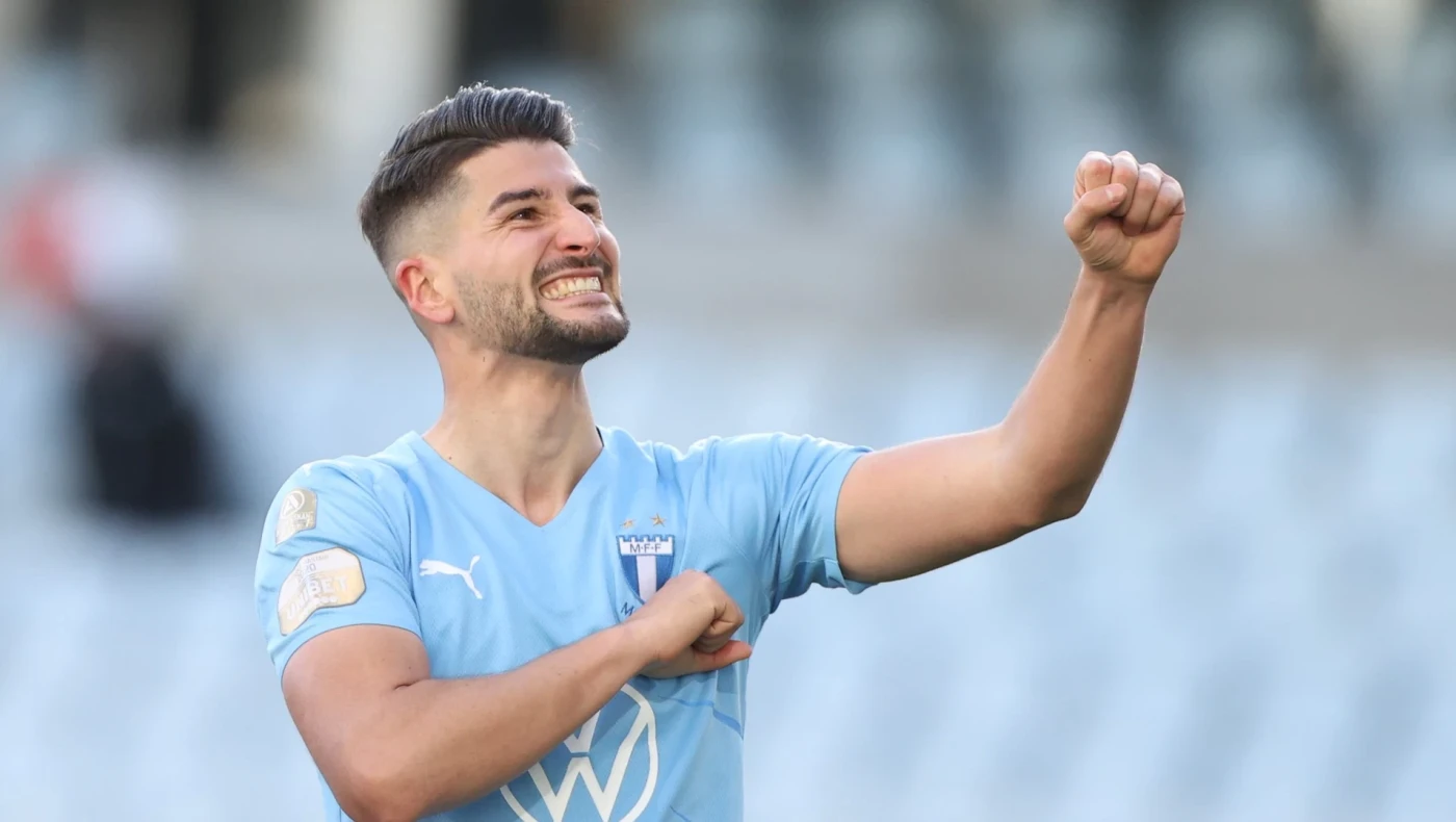 Τι κάνεις, Τσόλακ; Κι άλλο γκολ, από τα... αποδυτήρια!