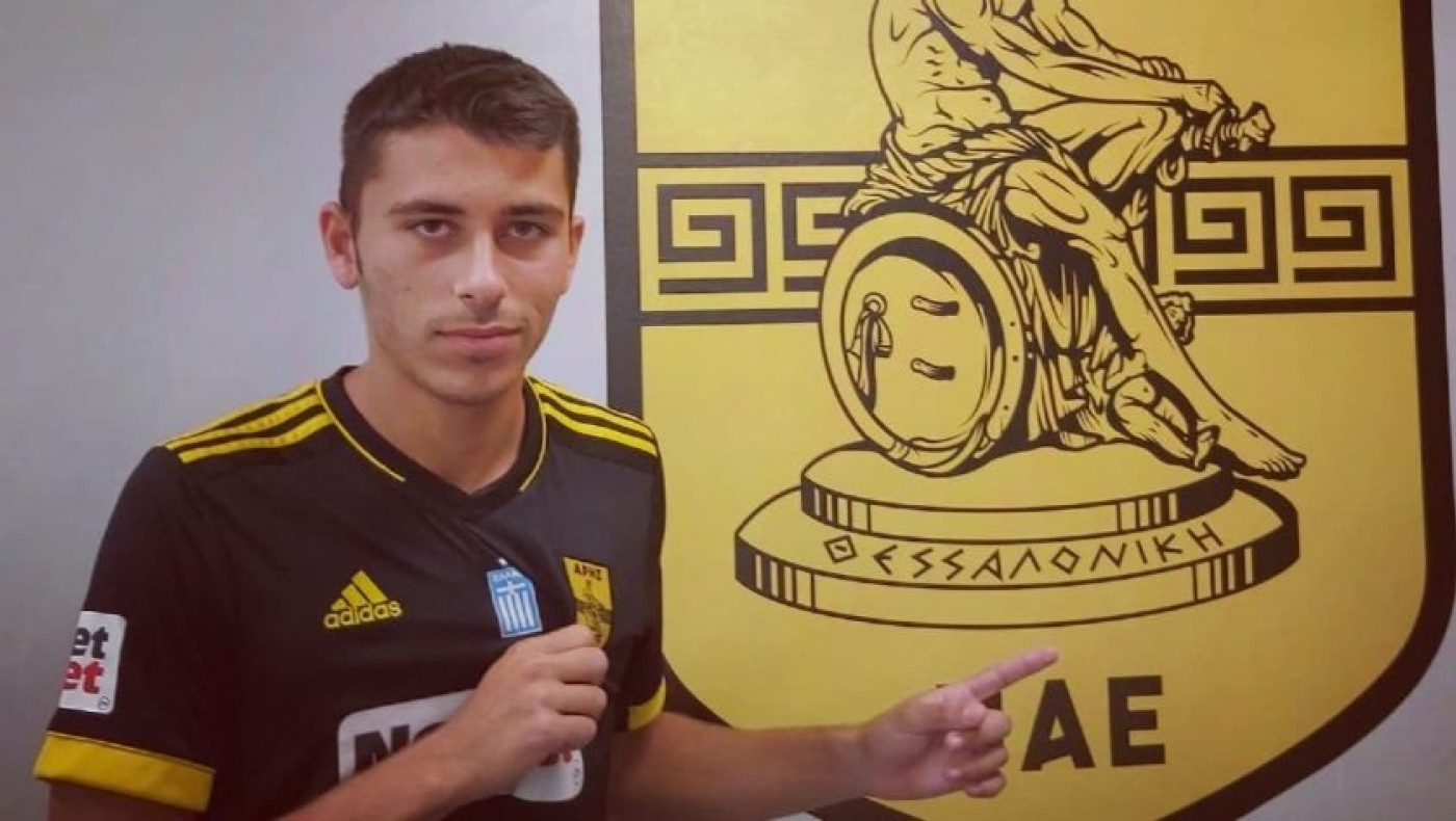 Άρης: Επαγγελματικό συμβόλαιο υπέγραψε ο Σαλιάρης