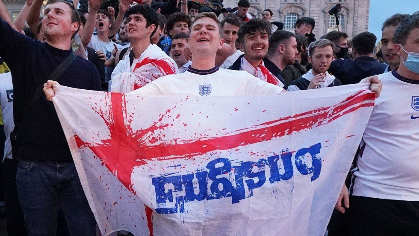 Ξύλο μεταξύ οπαδών της Αγγλίας και της Ιταλίας στη Ζάκυνθο