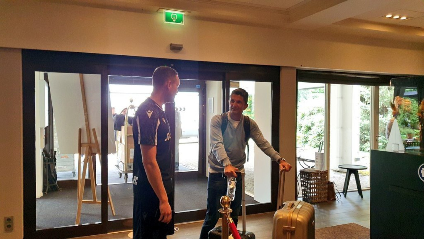 Ο Ίνγκασον υποδέχτηκε την αποστολή του ΠΑΟΚ στην Ολλανδία