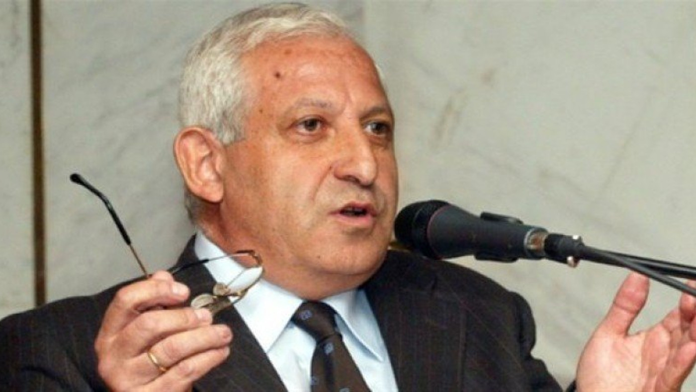 Στη μνήμη Γιάννη Λογοθέτη