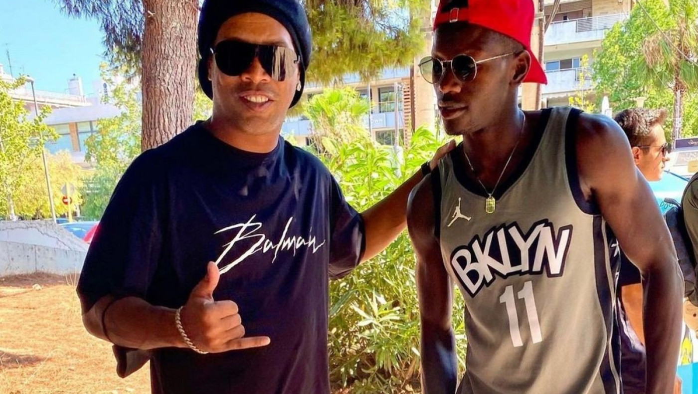 Στην Ελλάδα ο Ροναλντίνιο, συναντήθηκε με Καμαρά