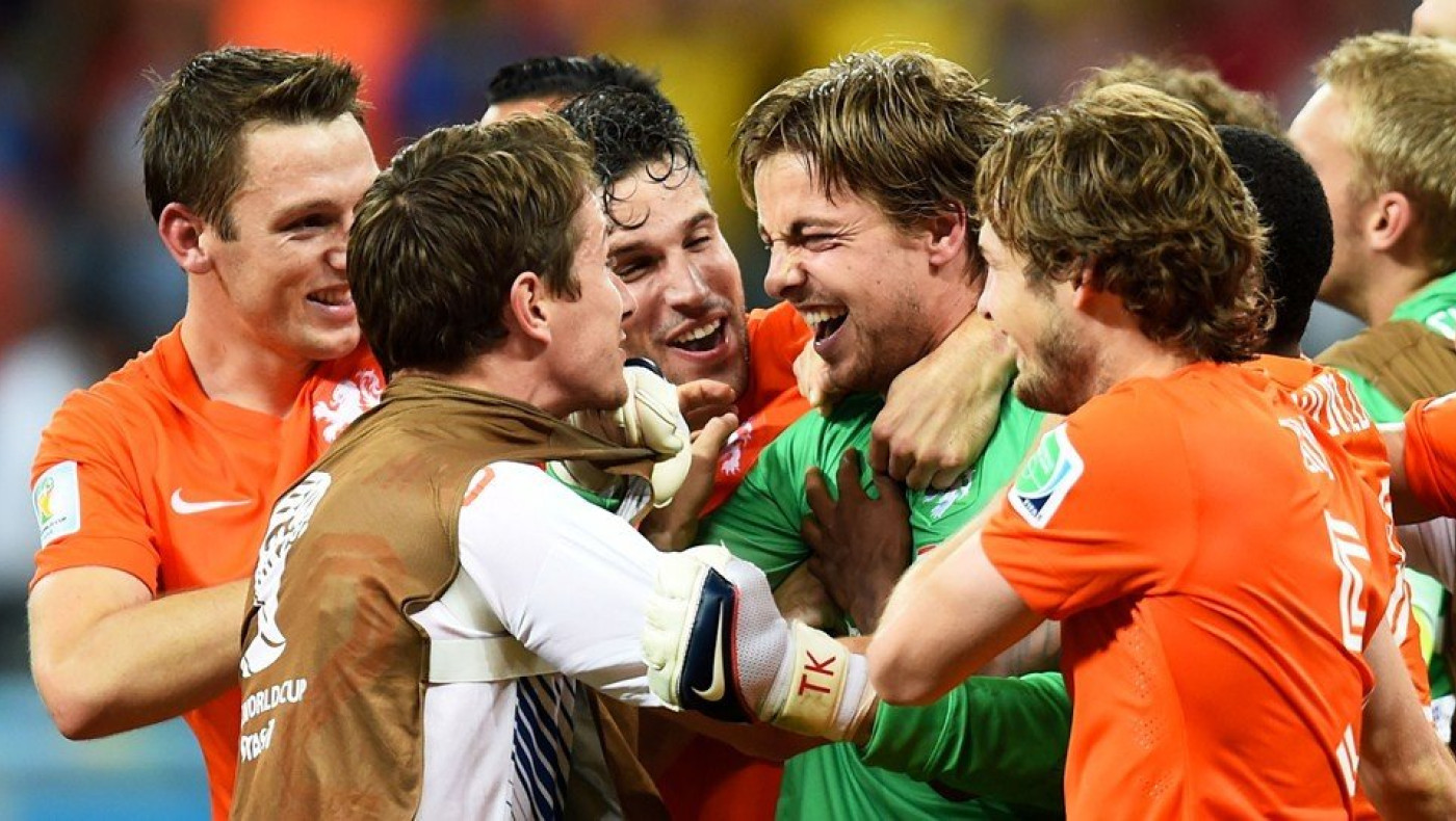 Δεν είναι κάθε μέρα του... Άγιου Νάβας (VIDEO+pics)