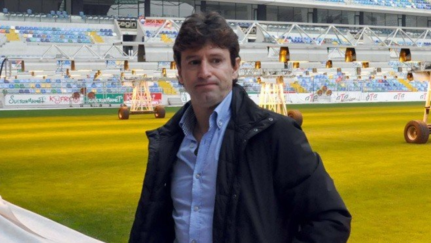 Πασιένσια στη «Μ»: «Να αρπάξει την ευκαιρία ο Πέλκας» 