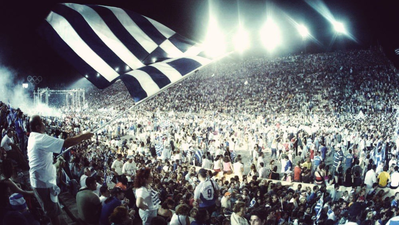 Έτσι το γιόρτασαν οι Έλληνες σε όλο τον κόσμο (VIDEO)