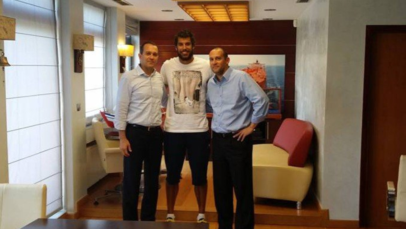 Η φωτογραφία της ανανέωσης με Πρίντεζη