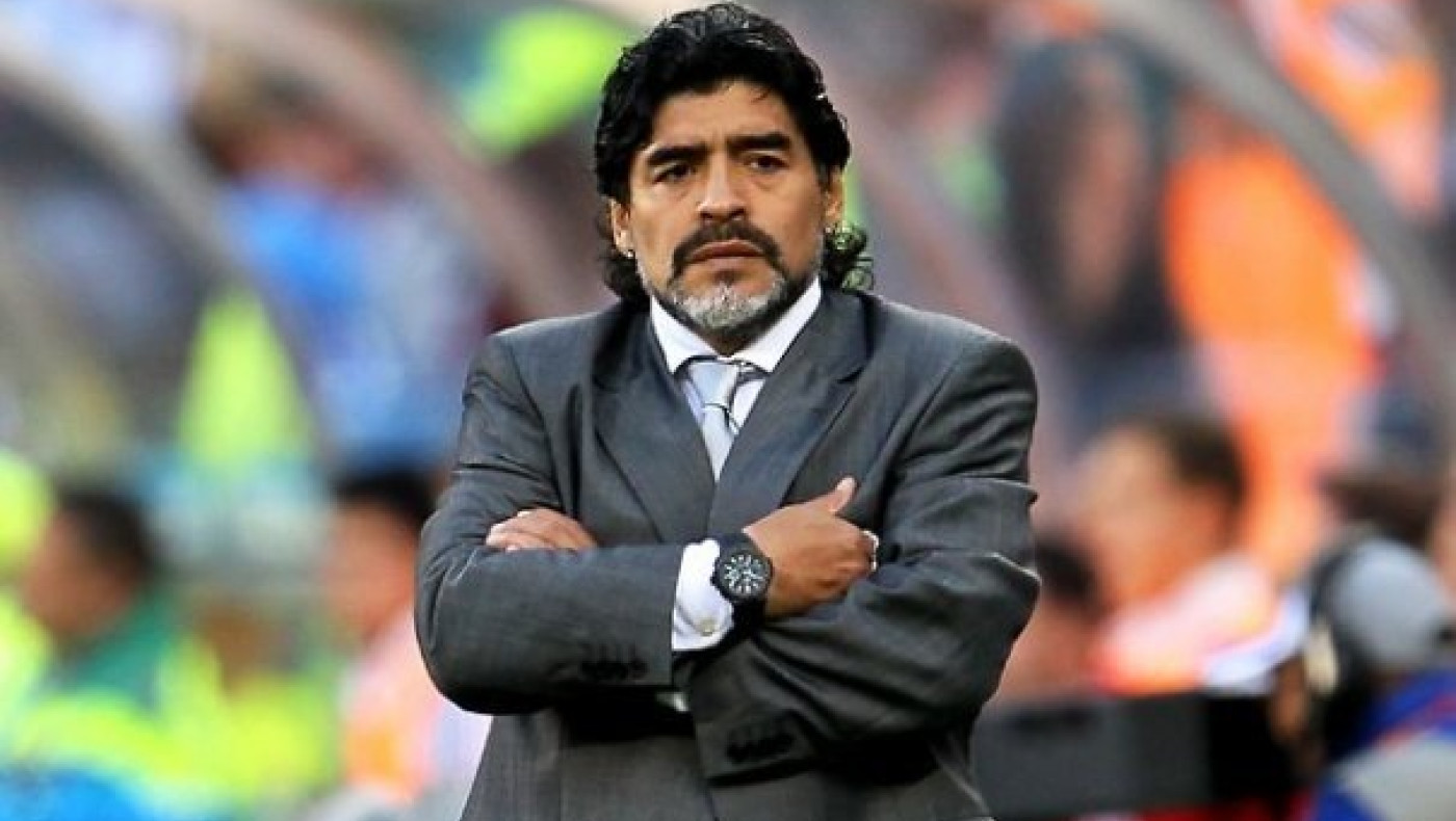 Mαραντόνα: «Ηλίθιοι ο Πελέ και ο Μπεκενμπάουερ»