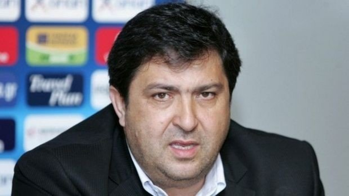 Απαγόρευση εξόδου από τη χώρα σε Παπακωνσταντίνου