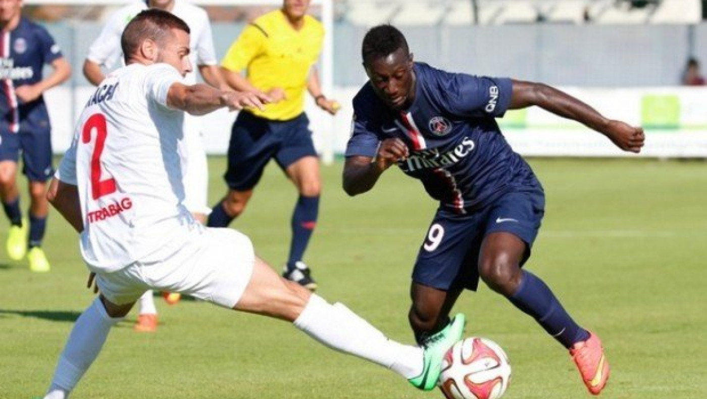 Ντύνεται στα «ερυθρόλευκα» ο Σαμπαλί