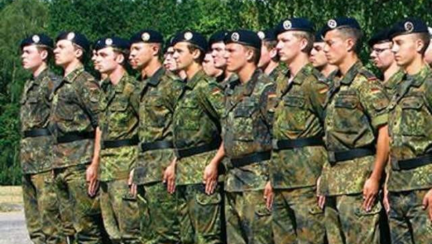 Προσλήψεις: 1180 θέσεις εργασίας σε στρατό, αεροπορία, ναυτικό