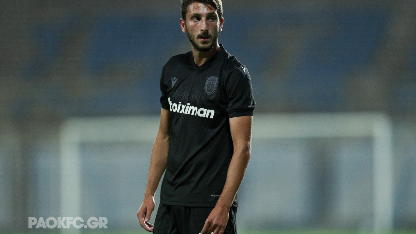 Η γυναίκα του Νινούα ανακοίνωσε ότι είναι θετικός στον κορωνοϊό