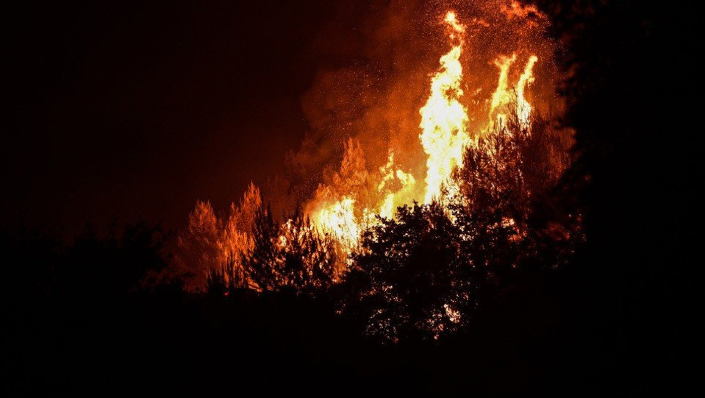 Φούρκα Χαλκιδικής: Σε εξέλιξη η πυρκαγιά -Ίσως ζητηθούν εναέρια μέσα