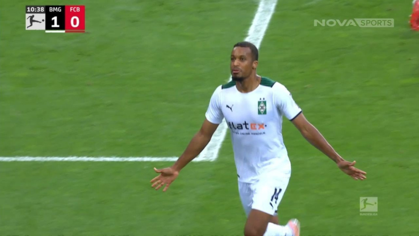 Απώλεια βαθμών με το καλησπέρα για τη Μπάγερν, 1-1 με Γκλάντμπαχ