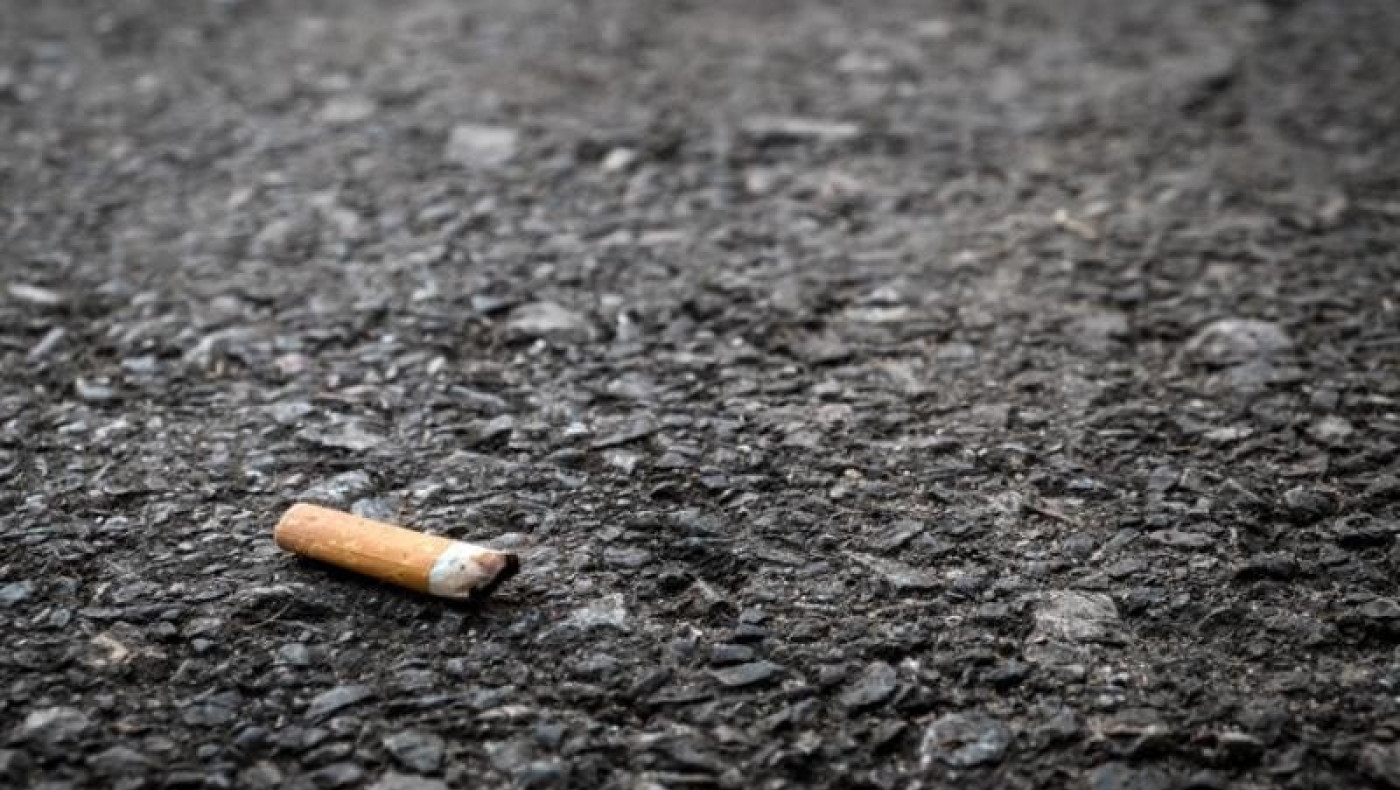 Πρόστιμο σε άντρα που πέταξε αναμμένο τσιγάρο από ΙΧ στη Χαλκιδική