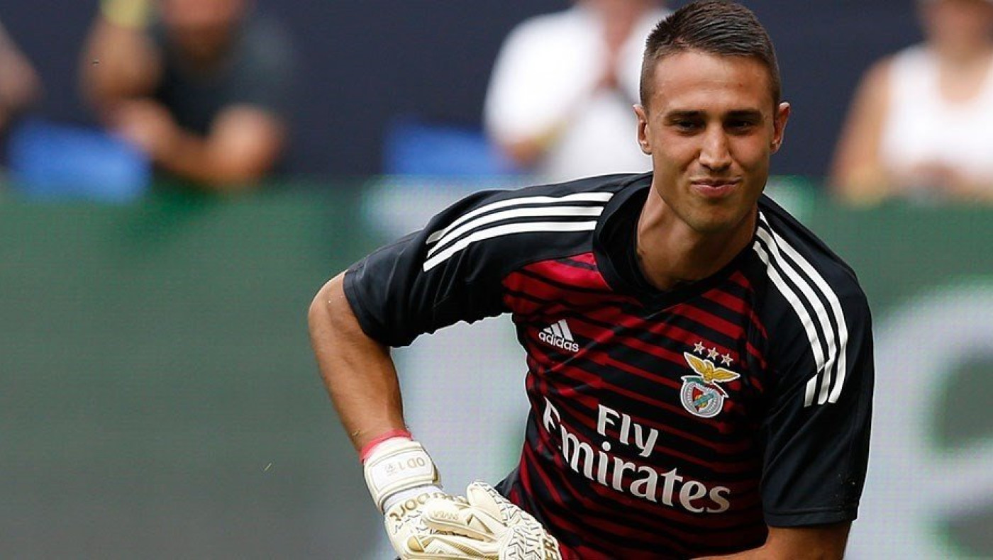 Νότιγχαμ: «Πρόταση 9.000.000 ευρώ στην Μπενφίκα για τον Βλαχοδήμο»