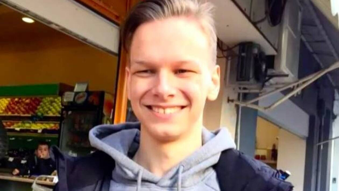 Στην Ιατρική Πατρών ο Δημήτρης Καρακώστας που έχασε τους γονείς του από κορωνοϊό