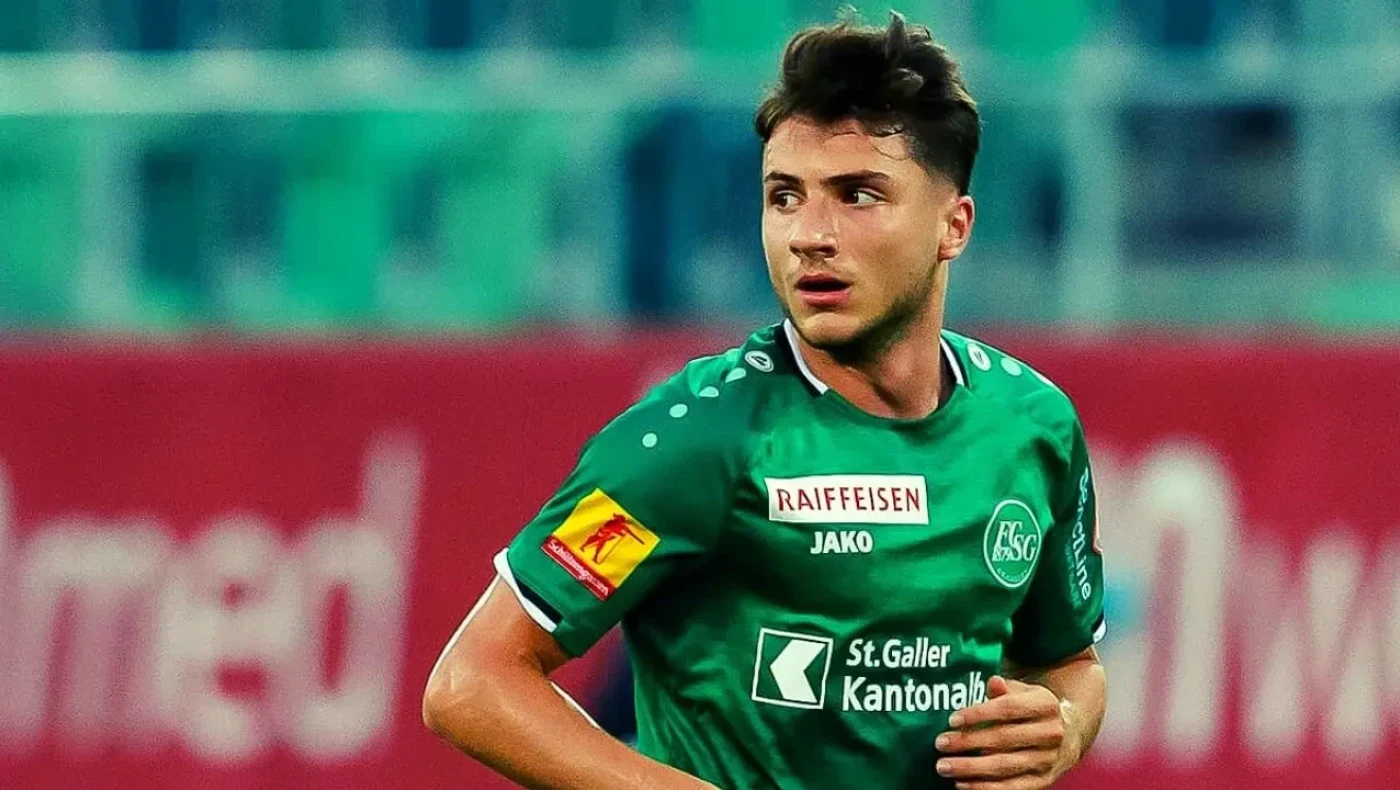 Λεωνίδας Στεργίου: Το «μαργαριτάρι» της Σεν Γκάλεν - Στην 22η θέση με τα 100 μεγαλύτερα ταλέντα