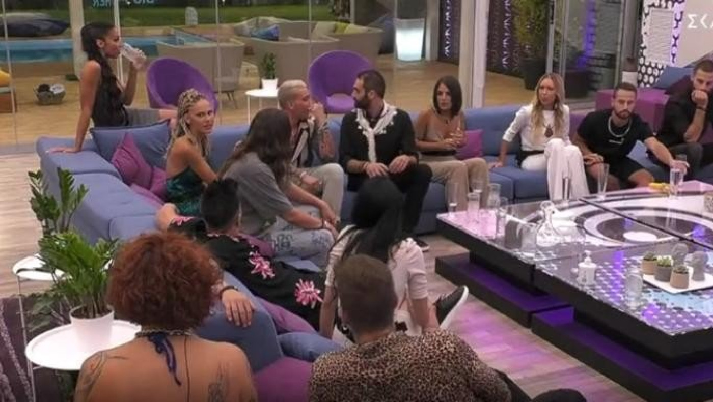 Big Brother: Παίκτρια θέλει να αποχωρήσει!