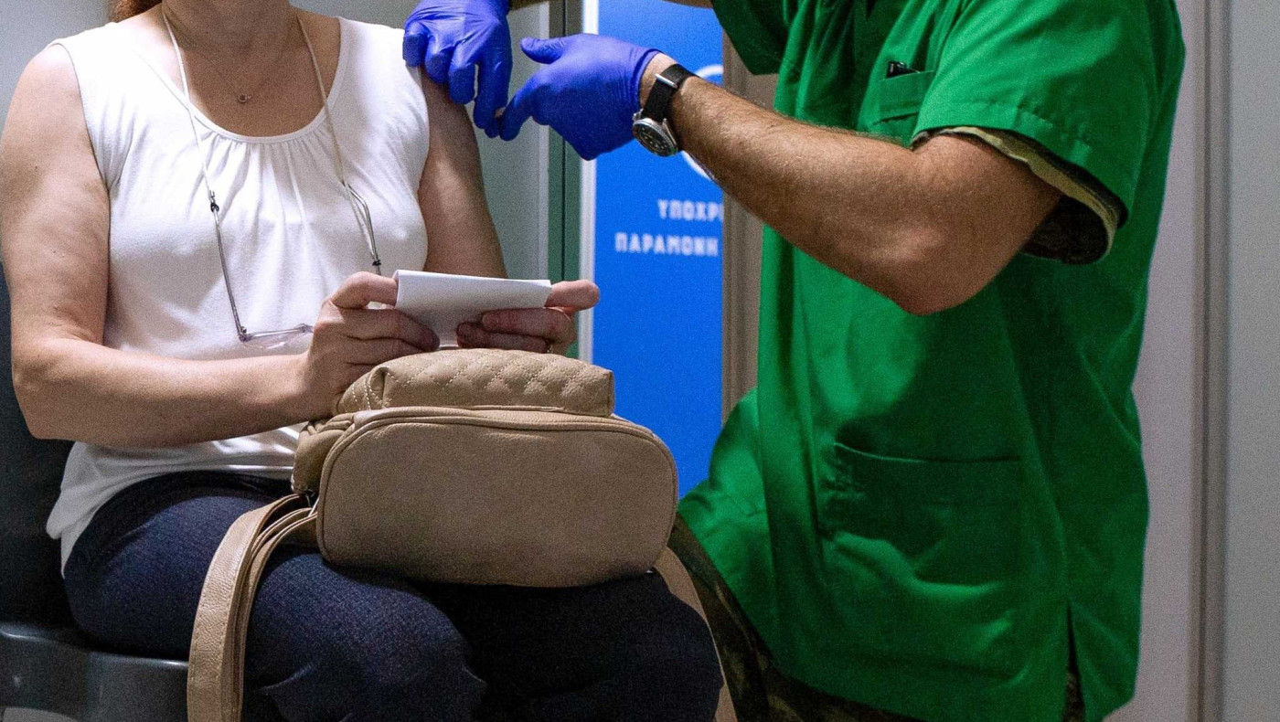 Σκάνδαλο Καρδίτσας: Ειδικός νόμος για τους μαϊμού εμβολιασμούς