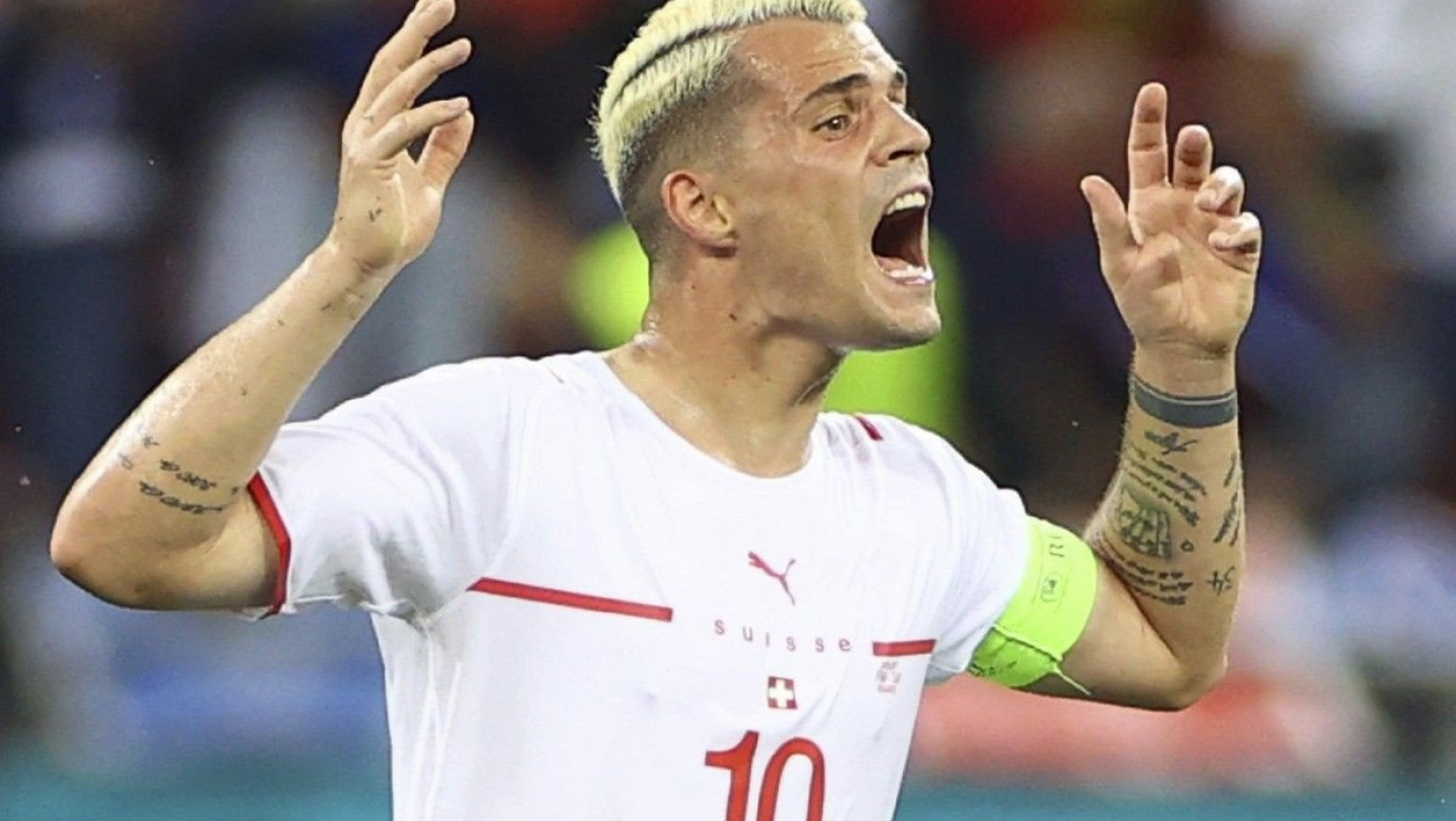 Ελβετική Ομοσπονδία: «Ο Τζάκα αρνήθηκε να κάνει το εμβόλιο»