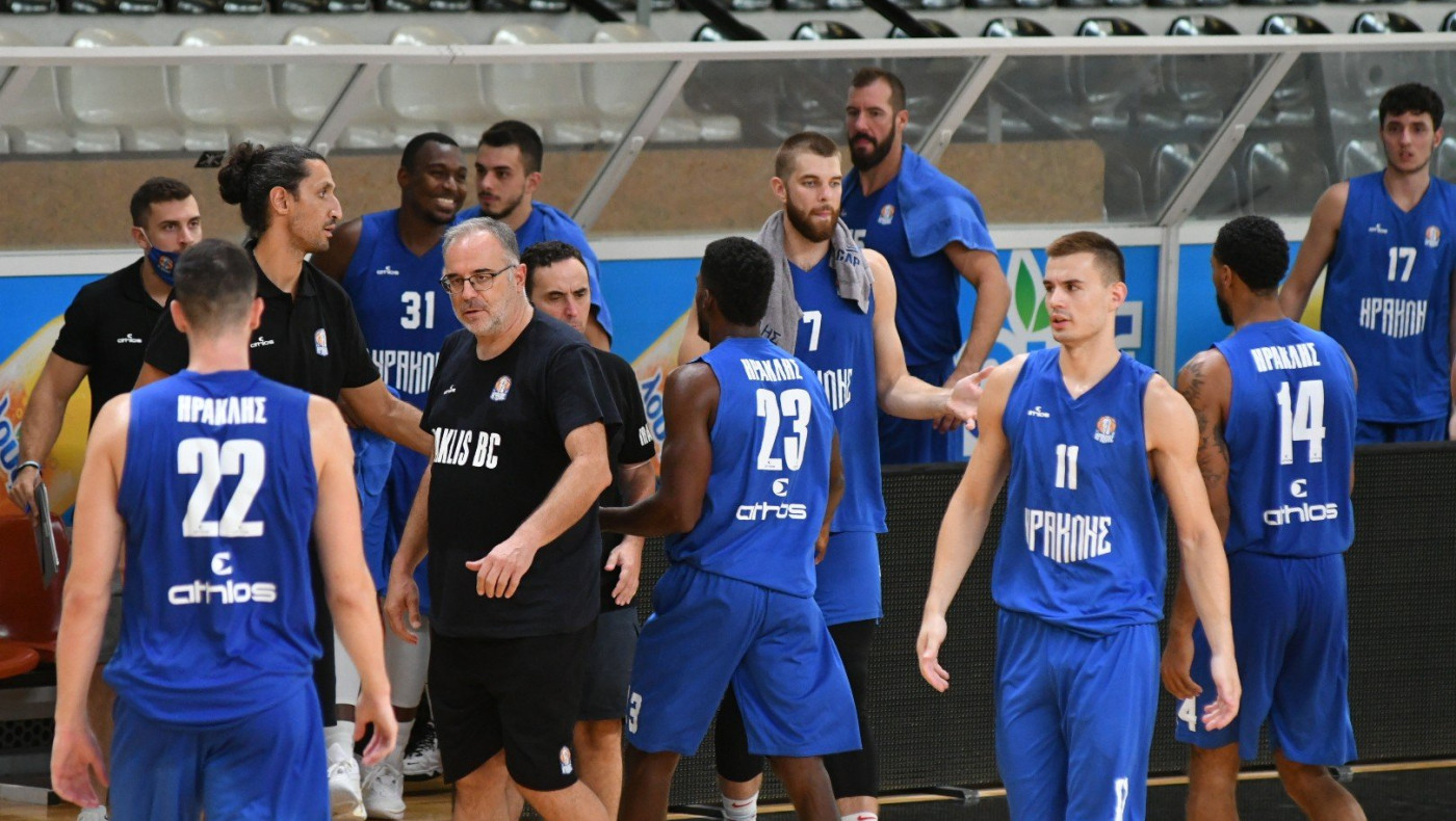 Ηρακλής: Καμία ανησυχία για Τέιλορ, ανάσες και νέα φιλικά