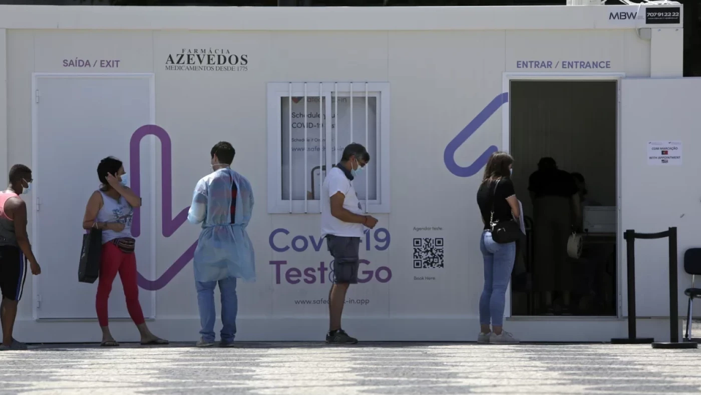 Πορτογαλία-κορωνοϊός: Εμβολιάστηκε το 80% του πληθυσμού, τέλος της υποχρεωτικής χρήσης μάσκας στους εξωτερικούς χώρους