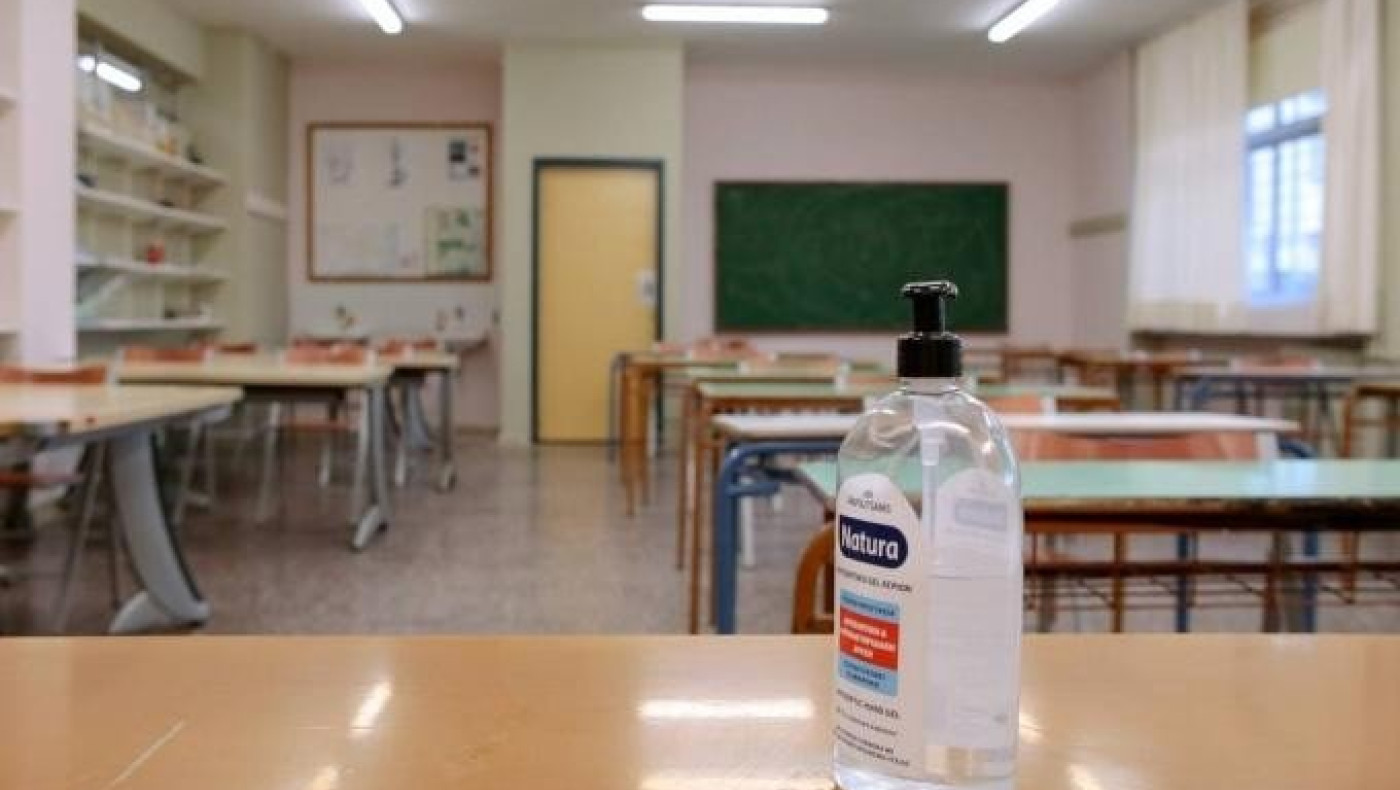 Τζανάκης: «Να κλείσουν άμεσα τα σχολεία - Τα νέα μέτρα δεν αρκούν»