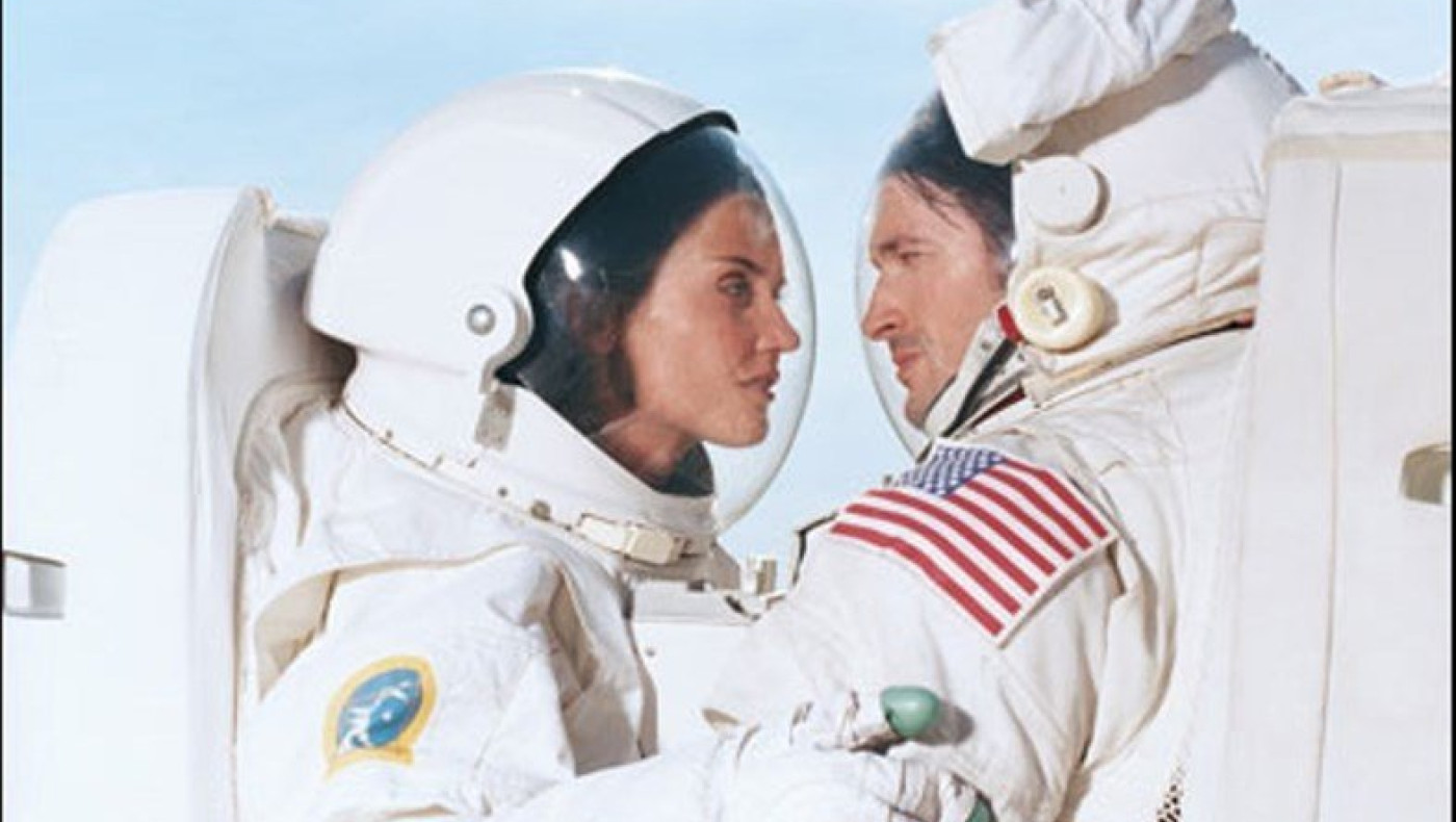 Η πρώτη τσόντα στο διάστημα (ΒΙΝΤΕΟ)