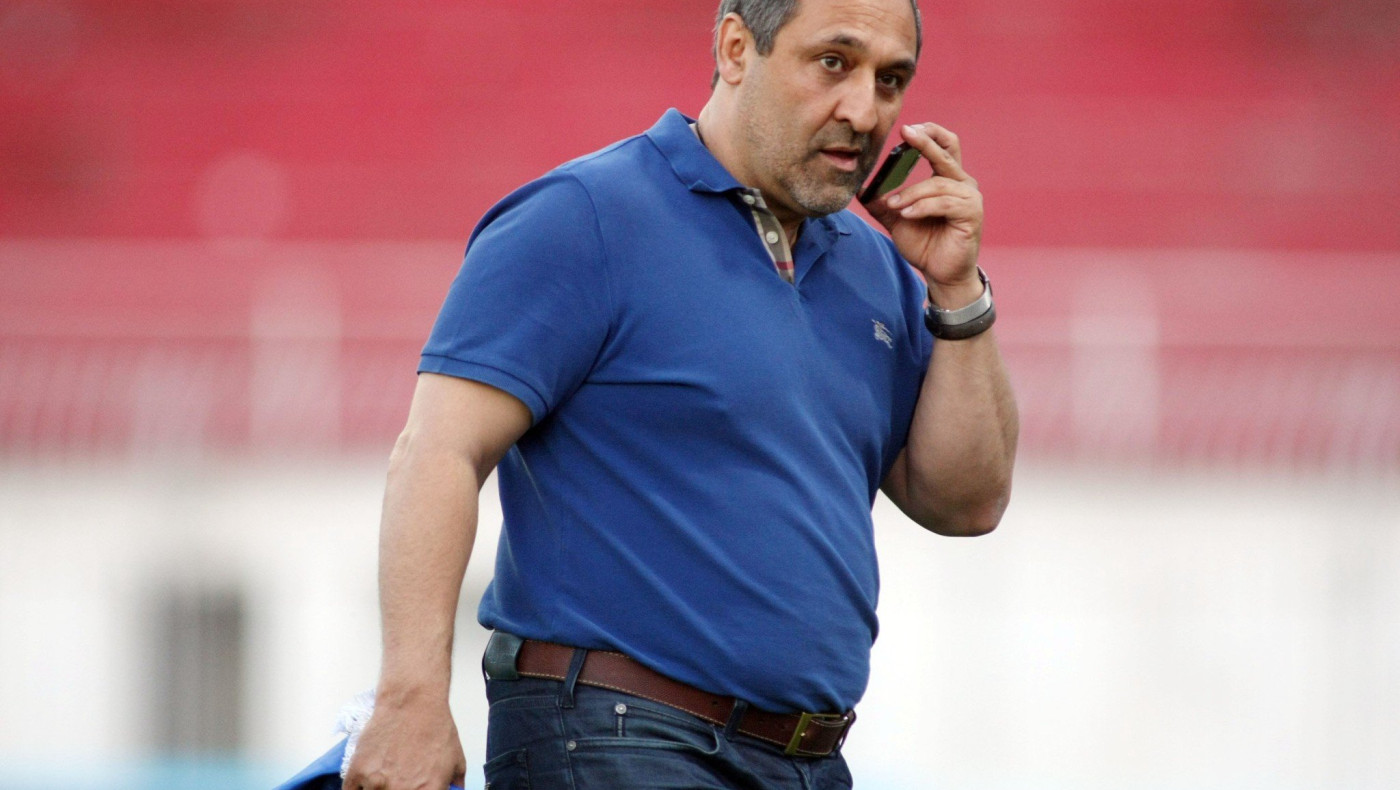 «Σαφάρι» Παπαθανασάκη για ποδοσφαιριστές