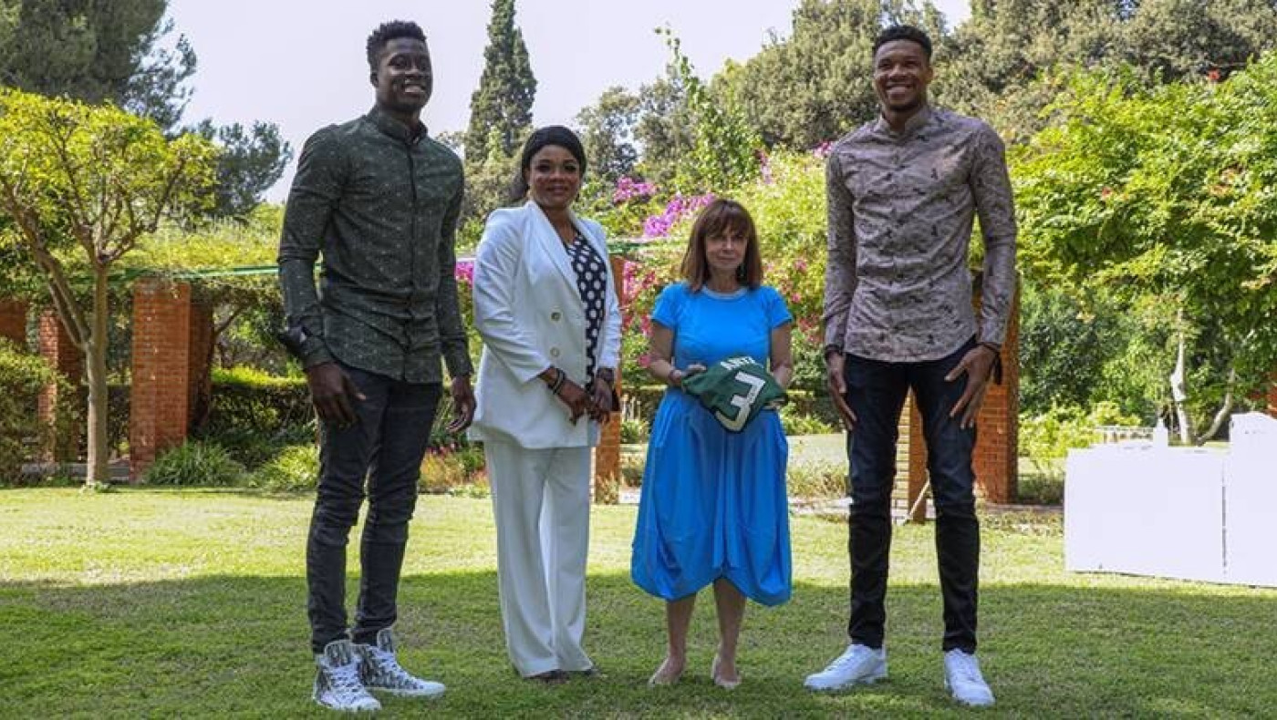 Στο Προεδρικό Μέγαρο η οικογένεια Αντετοκούνμπο: Νιώθαμε πάντα Έλληνες