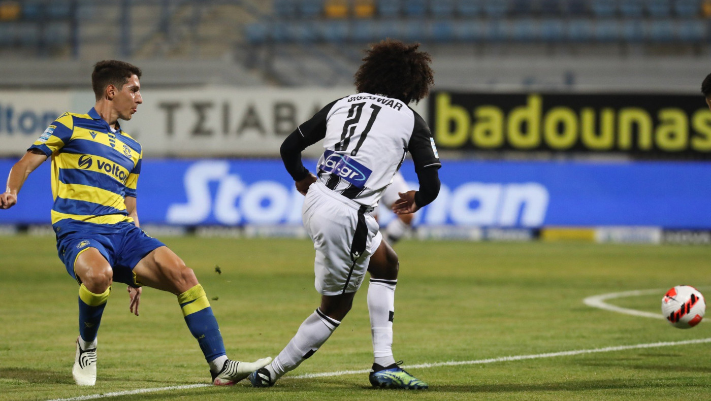 Το γκολ του ΠΑΟΚ μετά από καθαρή ανατροπή του Μπίσεσβαρ