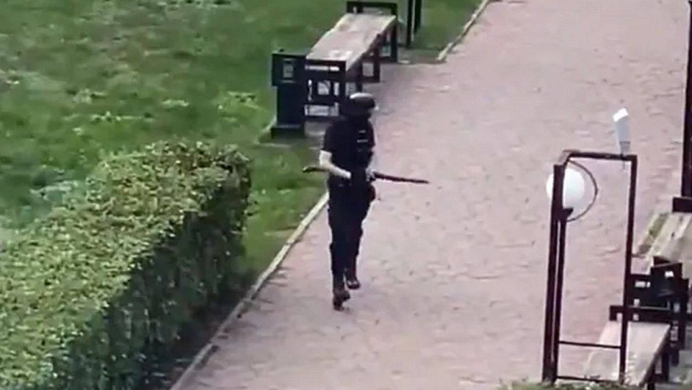 ΠΑΓΚΟΣΜΙΟ ΣΟΚ: Μακελειό στη Ρωσία με 18χρονο να ανοίγει πυρ μέσα σε Πανεπιστήμιο