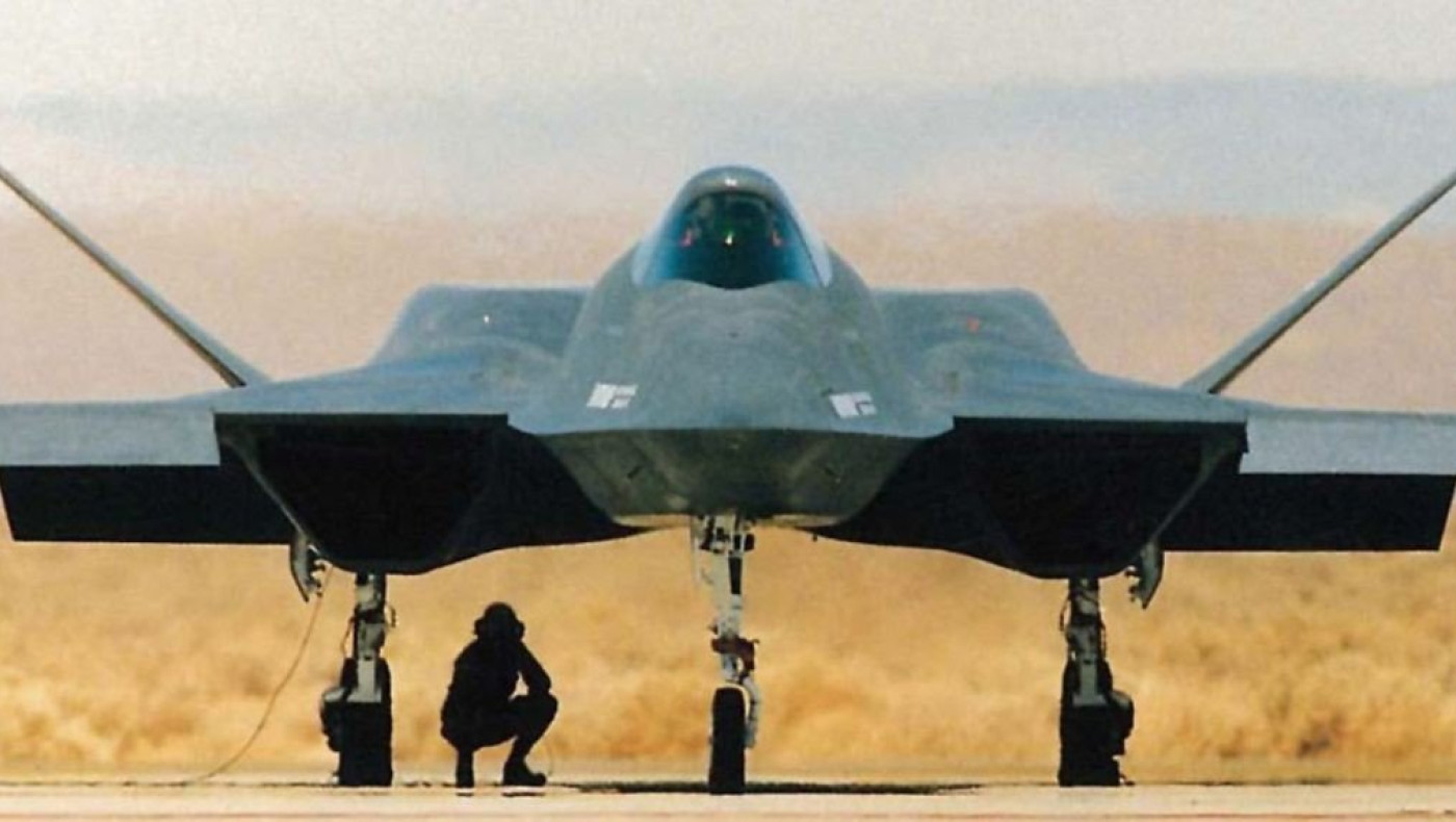 YF-23 «Μαύρη Χήρα»: Το μαχητικό που «έχασε» από το stealth F-22!