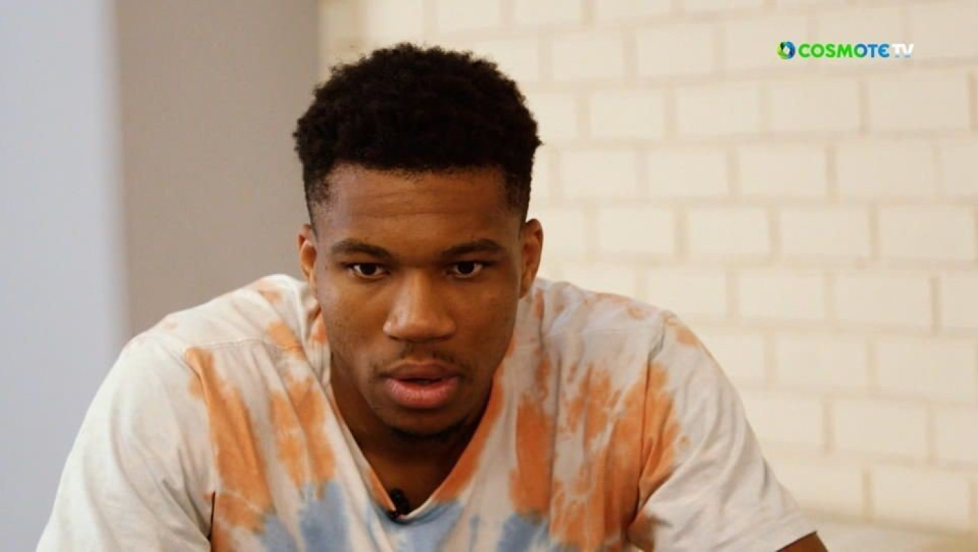 Συγκίνησε ο Γιάννης: «Θα γύριζα να πουλάω CD για τον πατέρα μου» - Τι είπε για τον Χάρντεν