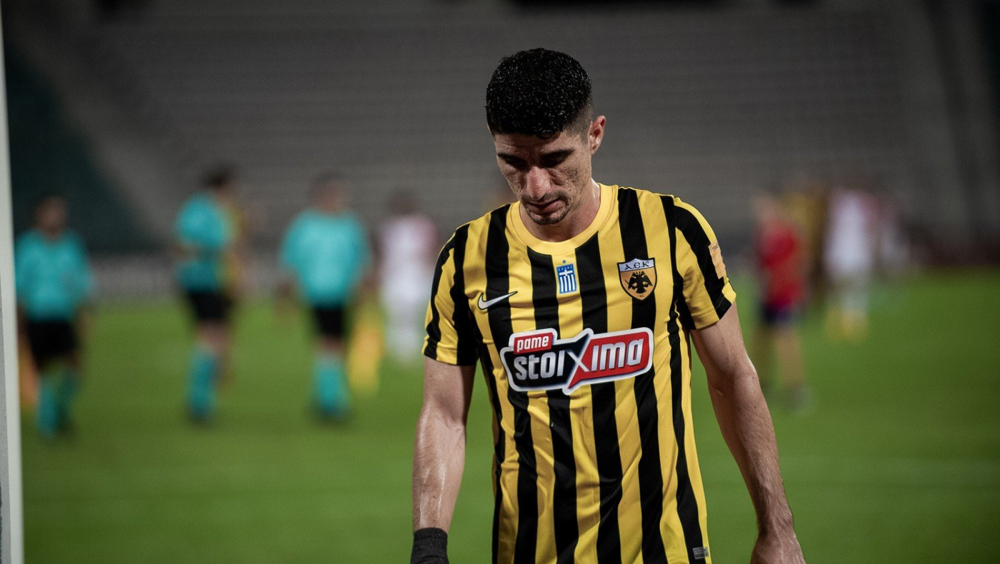 ΑΕΚ: Έξω Μάνταλος, Αμραμπάτ, μέσα ο Σιμόες με ΠΑΟΚ