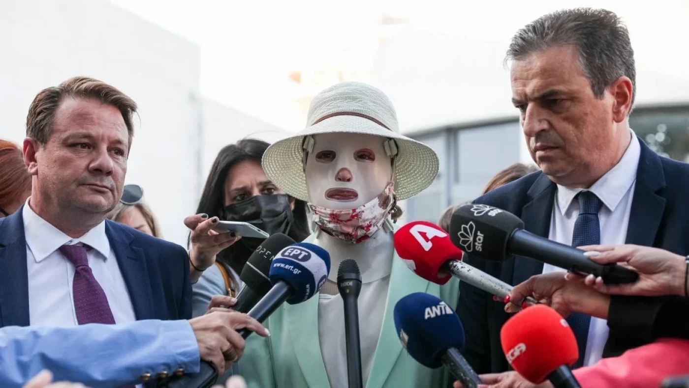 Επίθεση με βιτριόλι - Δηλώσεις Ιωάννας: «Όταν βγει από τη φυλακή θα θελήσει να με αποτελειώσει»