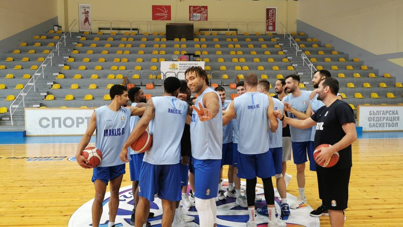 Ηρακλής: Το Ιβανώφειο «φορά» τα γιορτινά του 16 χρόνια μετά!